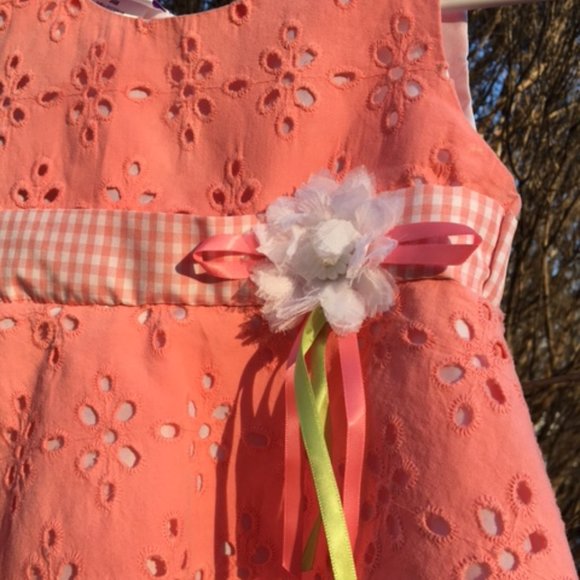 Adorable,Peach, NWOT in Broderie Anglaise, with white flower ,& petticoats 24mth - Picture 2 of 5